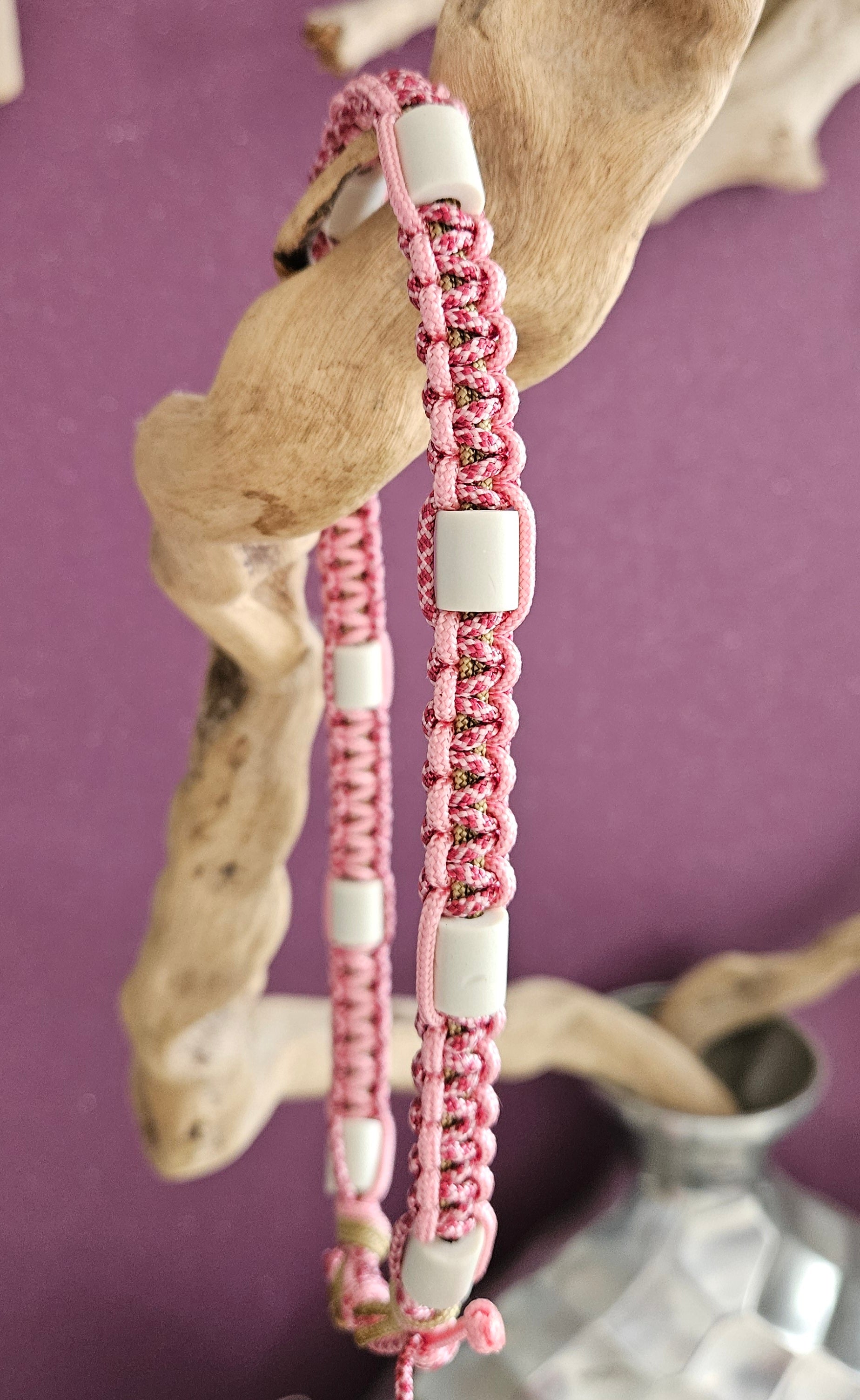 LES ANTI-TIQUES PARACORDE