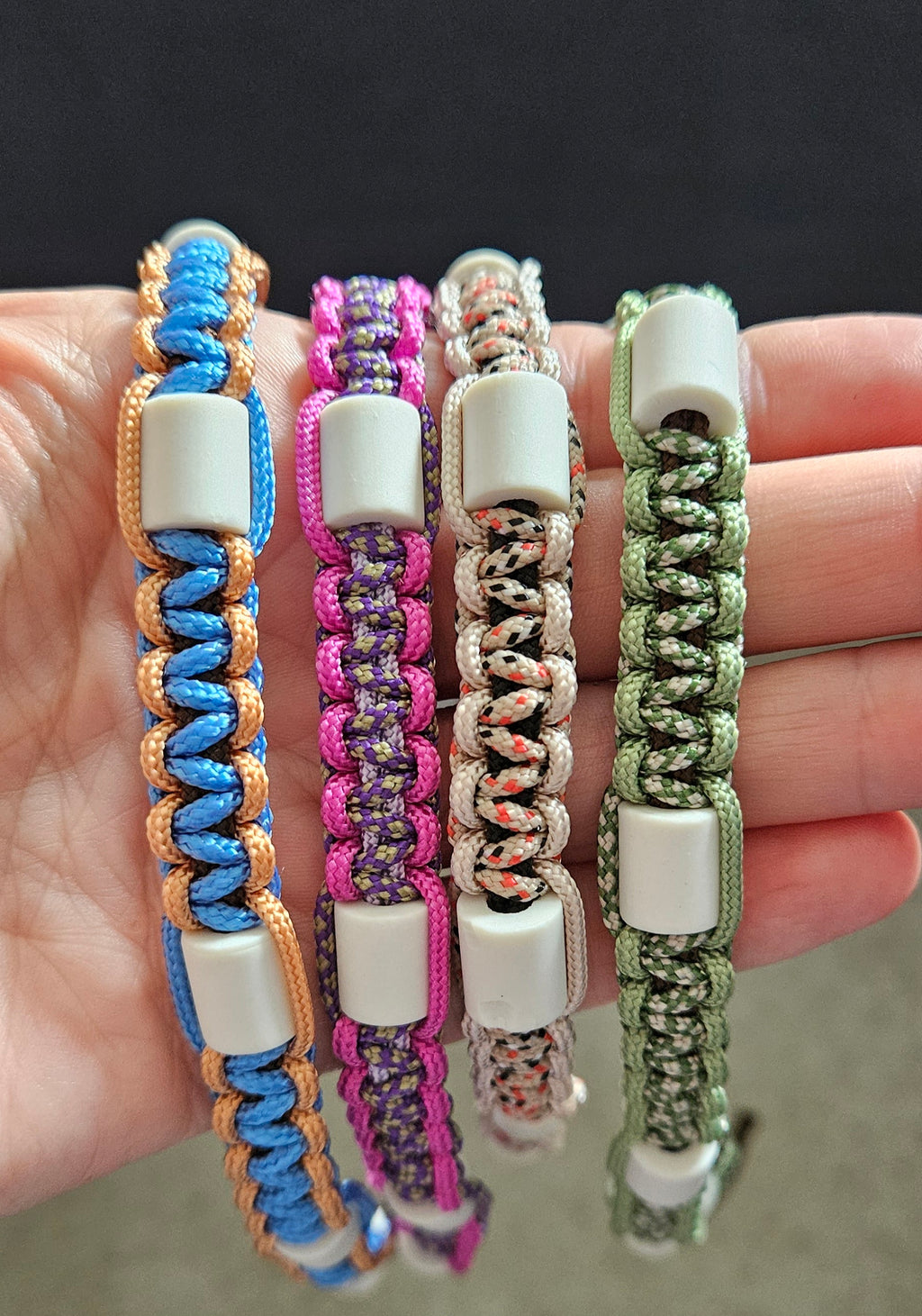 LES ANTI-TIQUES PARACORDE