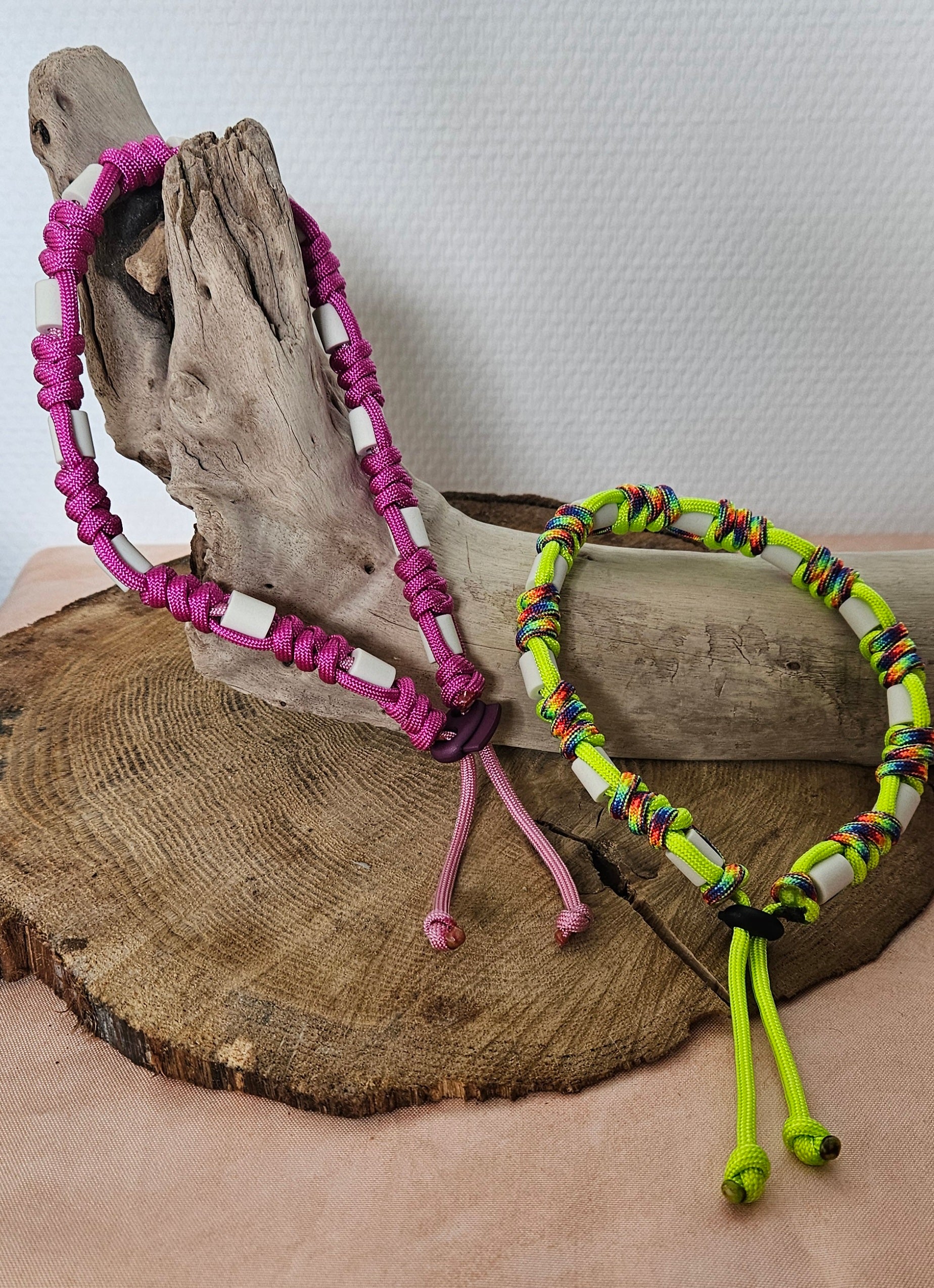 LES ANTI-TIQUES PARACORDE